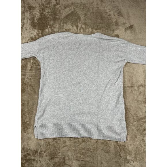 Sonoma Gray Crew Neck Sweater with Floral Design - Picture 6 of 9